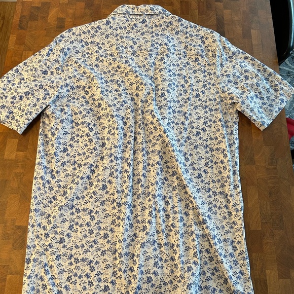 Simons Short Sleeve Button-Up Shirt - Picture 3 of 3